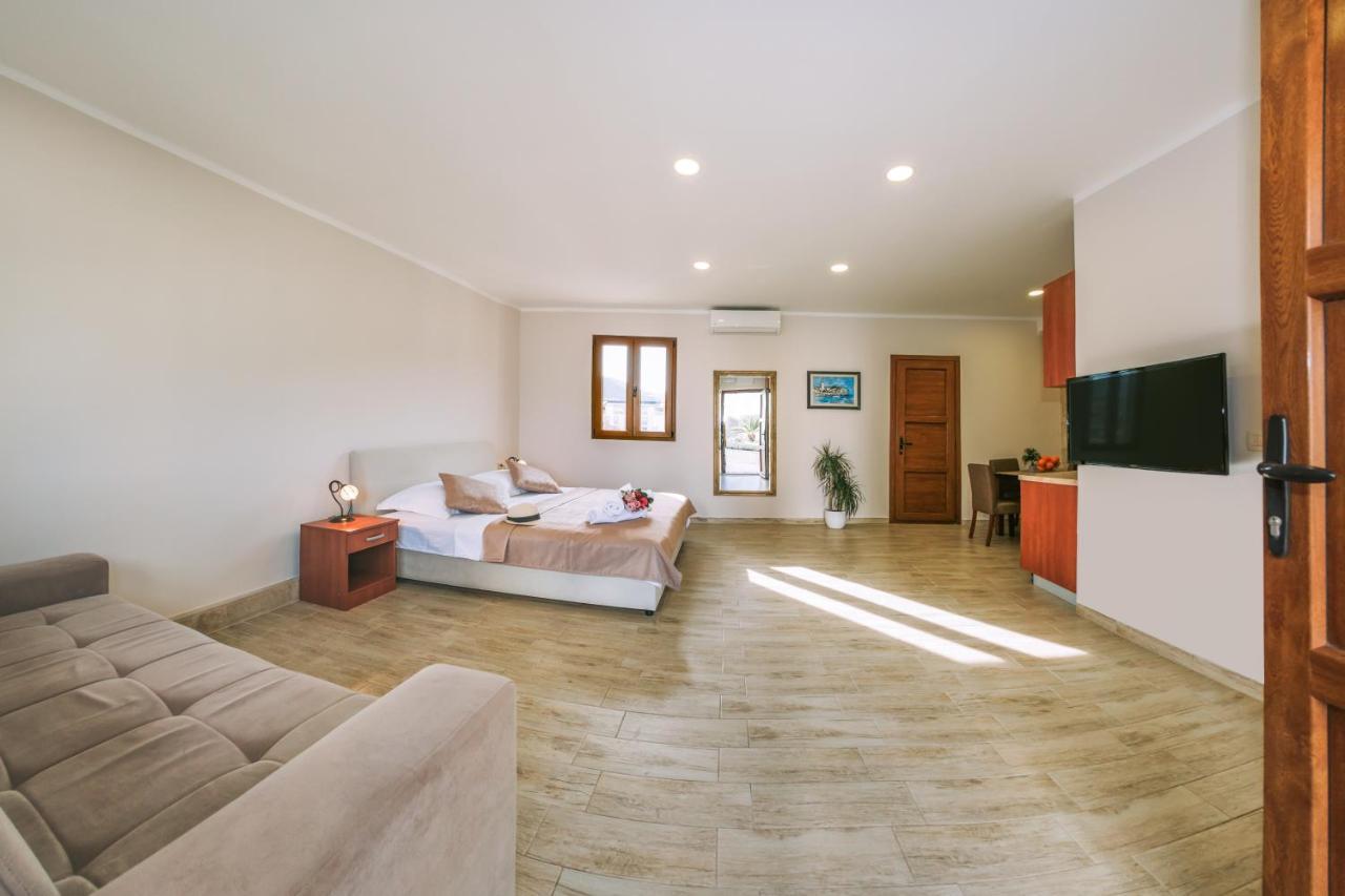 Apartment City Apartments Budva